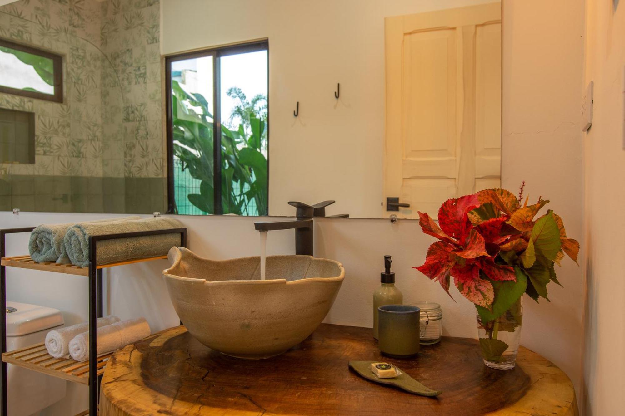 Namaitami Casa Hermosa Con Ac Y Piscina A Solo 650 Metros Del Parque Nacional Cahuita Εξωτερικό φωτογραφία